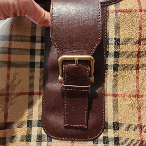 Burberry satchel - Picture 10 of 12